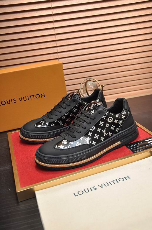 men LV shoes-069